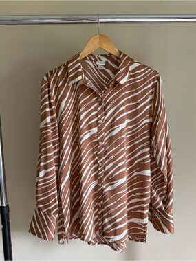 A New Day Brown & White Zebra-Stripe Button-Up Blouse
